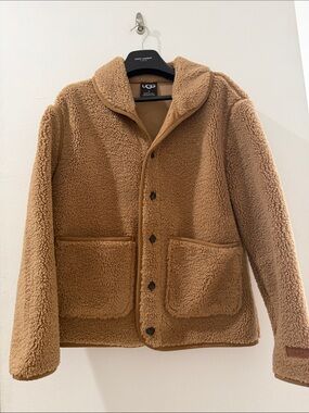 Uggs men’s Elias Uggfluff Cardigan size M